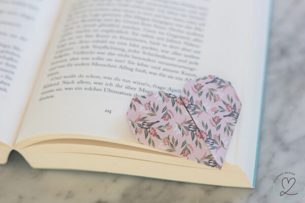 Origami-Lesezeichen-Buch-LovenauDesign